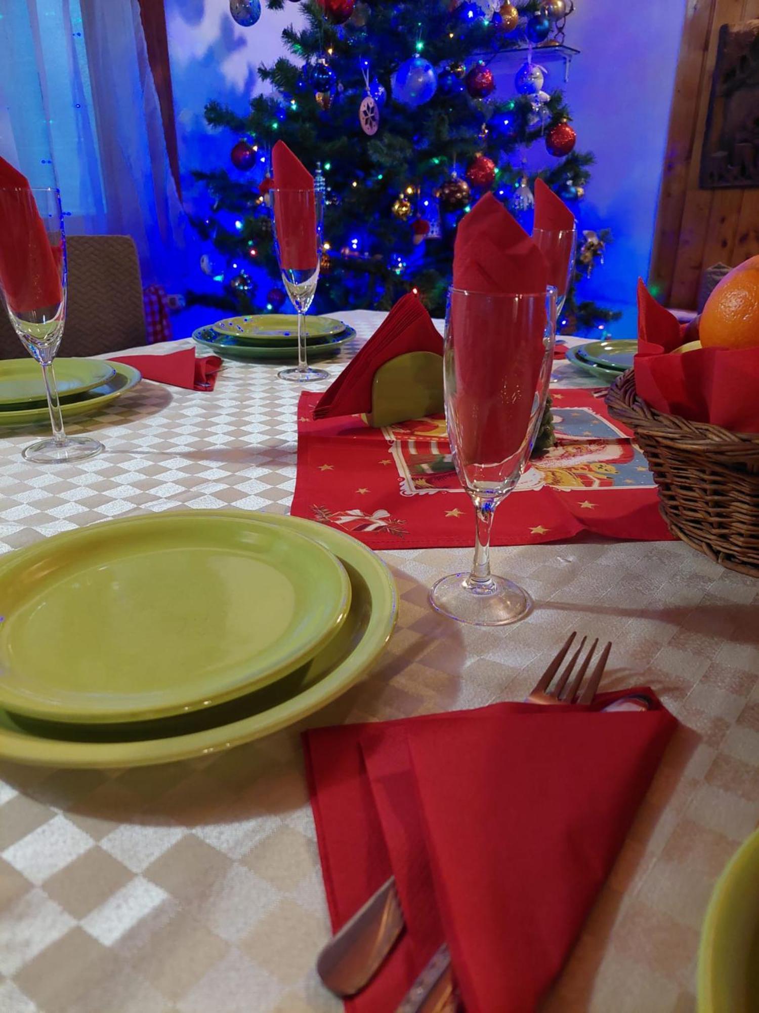 Family House Villa Buşteni Cameră foto